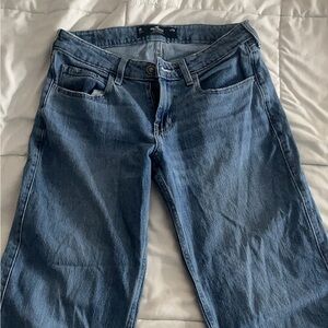 Hollister low-rise baggy jeans ( Women)